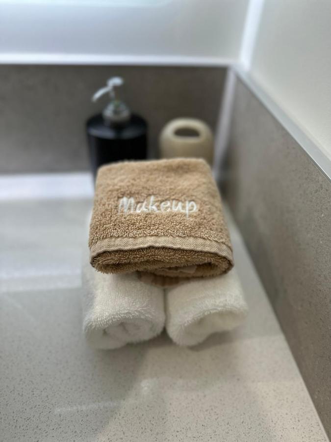 Baycourt Lakefront Motel Taupo Zewnętrze zdjęcie