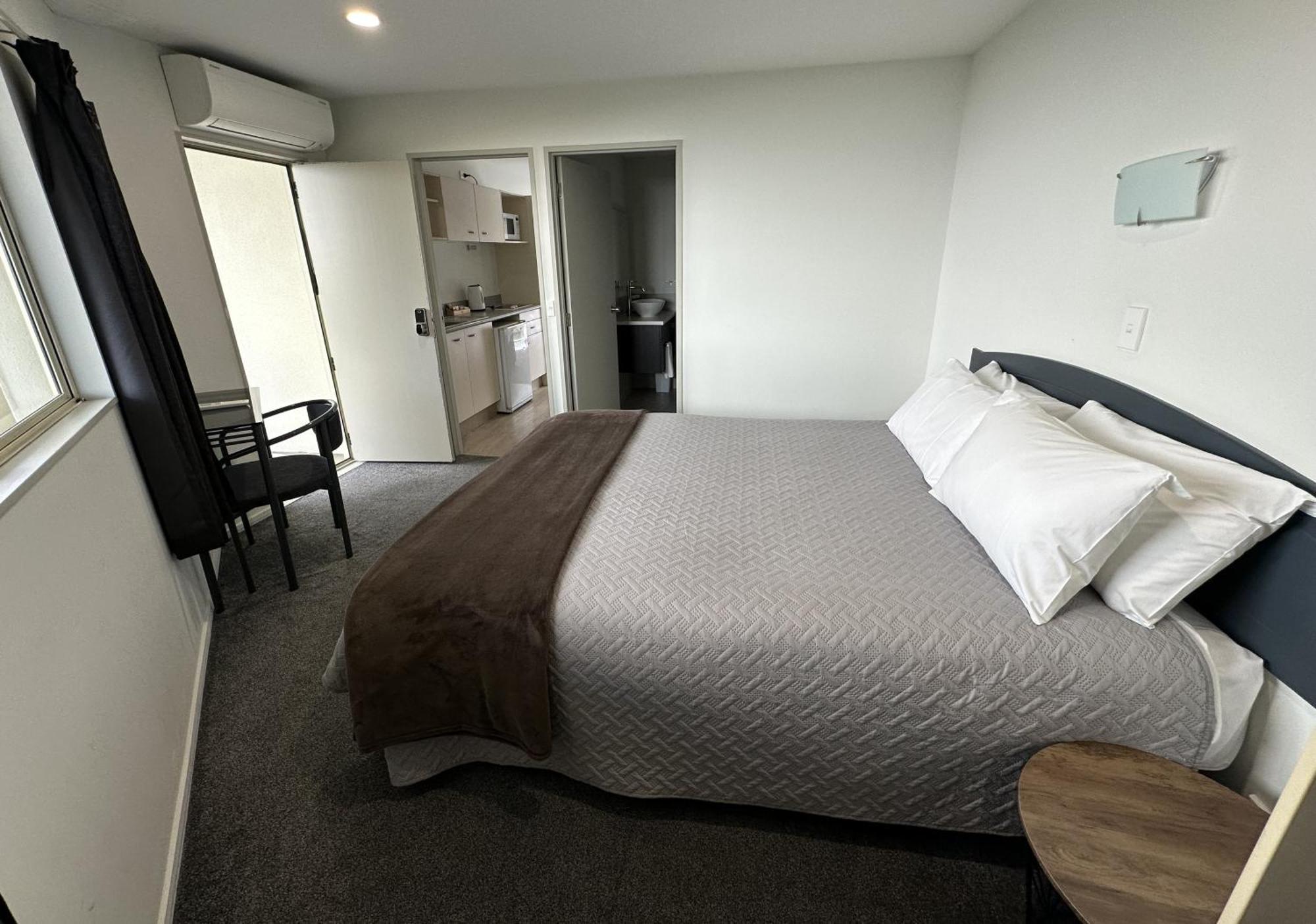 Baycourt Lakefront Motel Taupo Zewnętrze zdjęcie