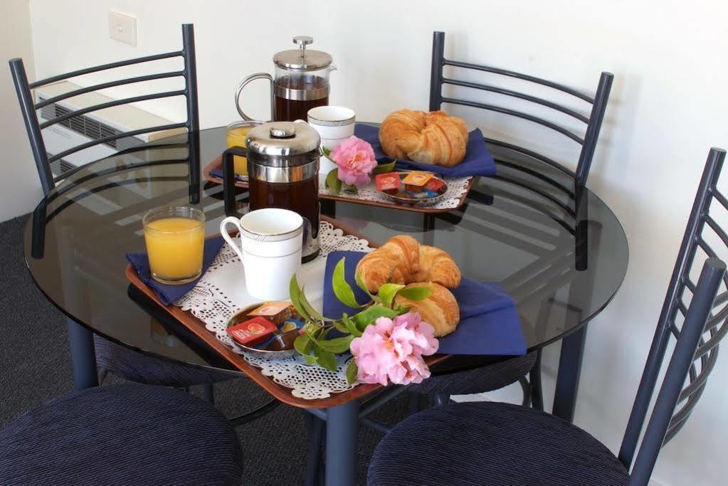 Baycourt Lakefront Motel Taupo Zewnętrze zdjęcie