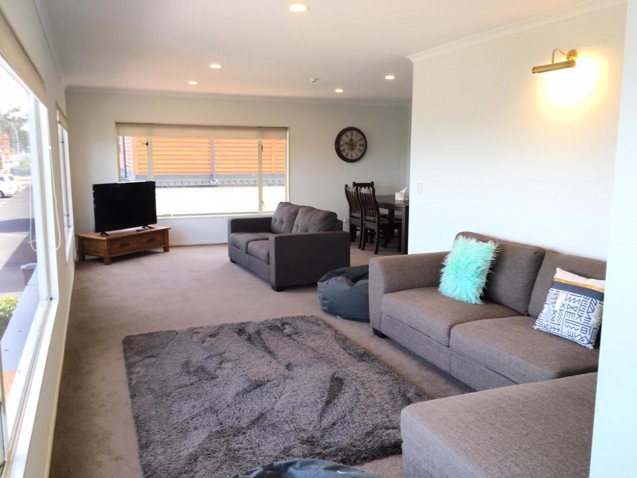 Baycourt Lakefront Motel Taupo Zewnętrze zdjęcie