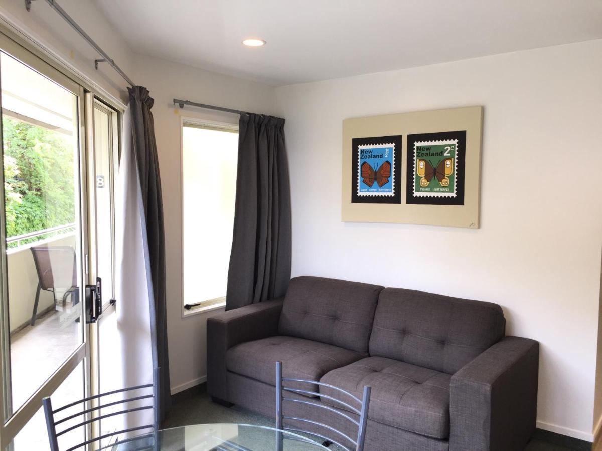 Baycourt Lakefront Motel Taupo Zewnętrze zdjęcie
